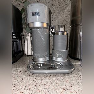 Mr. Coffee 4-in-1 Single-Serve Latte Lux, Iced & Hot Coffee Maker w/Milk Frother